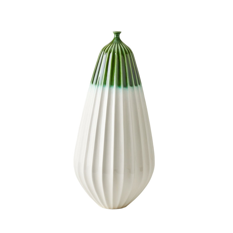 Vase de table en céramique Furrow, H 20 po x l 10 po x P 10 po, Vert profond