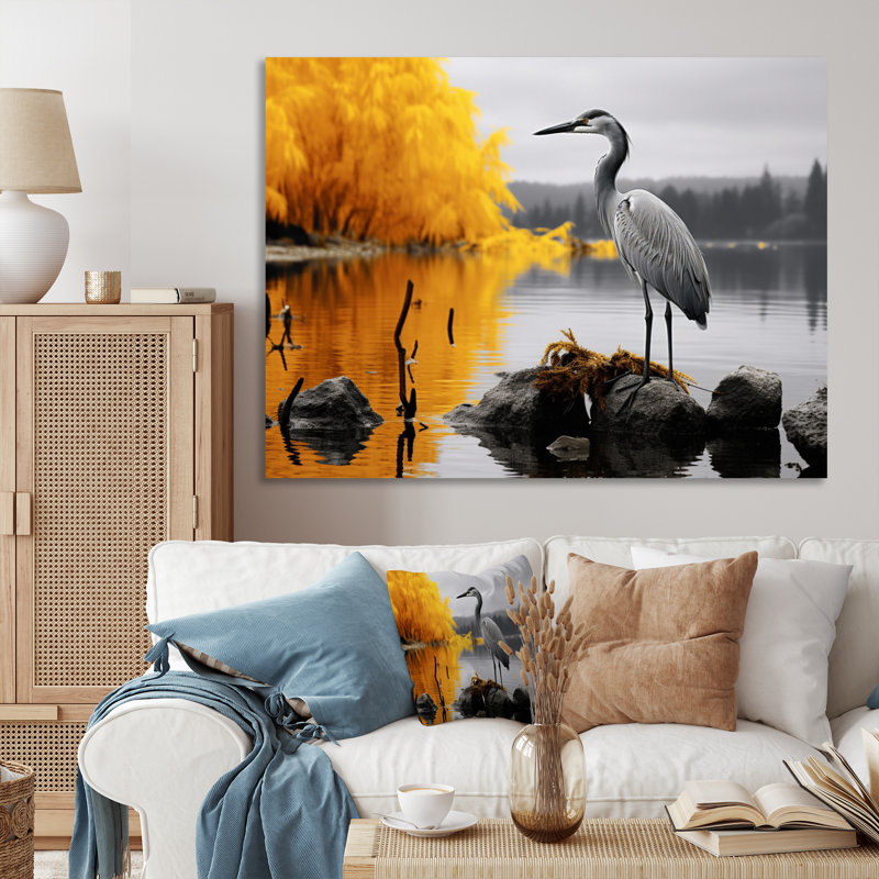 Heron Silent Waters - reproduction sur toile, H 34 po x l 44 po x P 1,5 po, Toile tendue