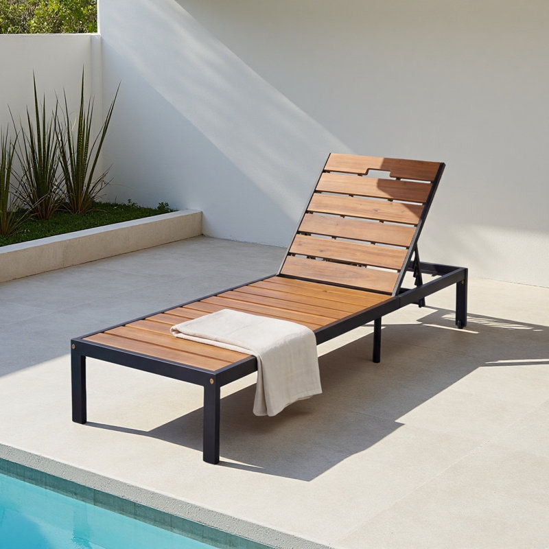 Chaise longue d'extérieur avec dossier réglable, noir et naturel