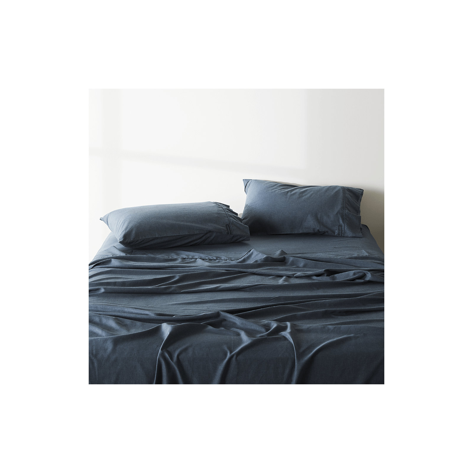 Signature Sateen Pillowcase, Full / Double Pillowcase + Pillowcases 2 Standard, Ink