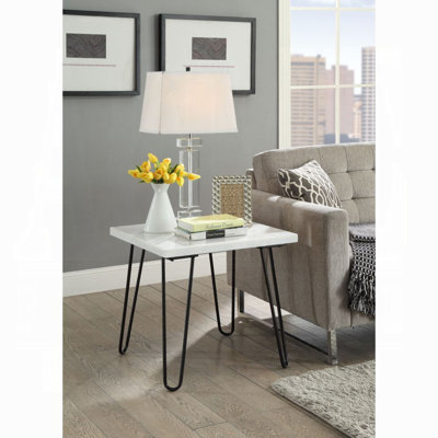 Table de bout en marbre blanc, table d'appoint de salon de luxe avec pieds à finition noire | Idée de cadeau