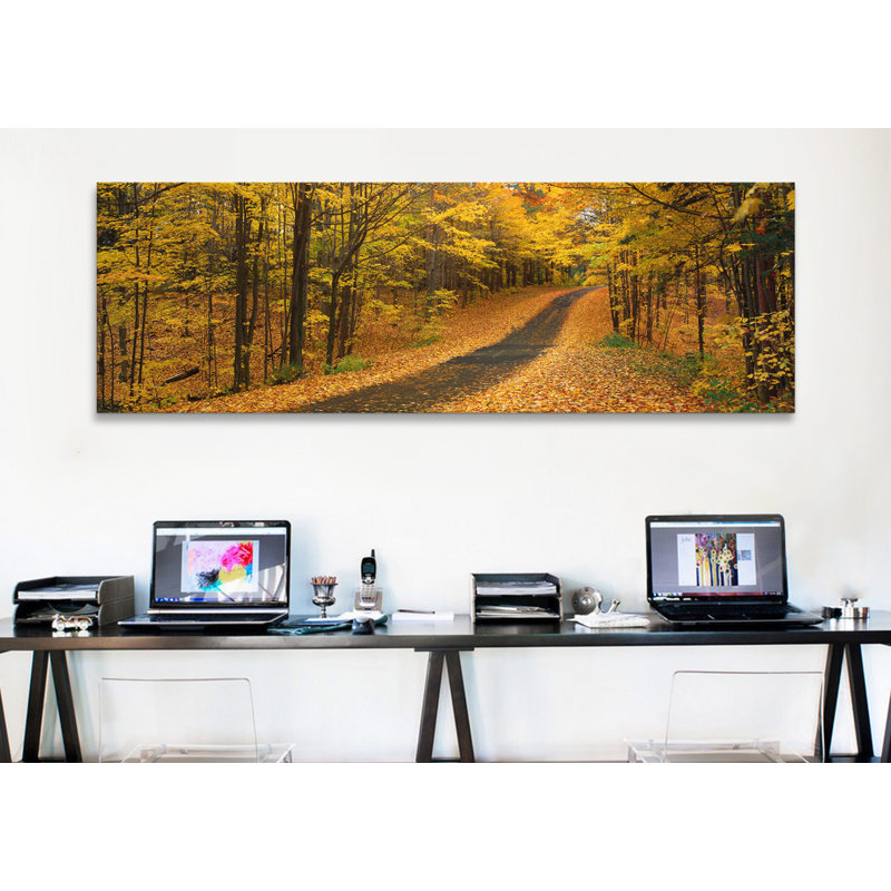 «Panoramic Autumn Road, Emery Park, New York», reproduction de photo sur toile, H 24 po x l 72 po x P 1,5 po, Toile tendue