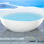 Baignoire de luxe autoportante blanche brillante en résine de 63 po avec design ergonomique et baignoire facile d'entretien, blanc, surface non poreuse à réparer