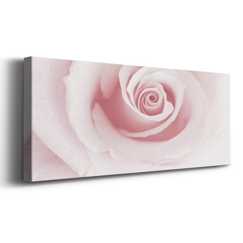 Étreinte de rose sur toile, H 12 po x l 30 po x P 1,5 po
