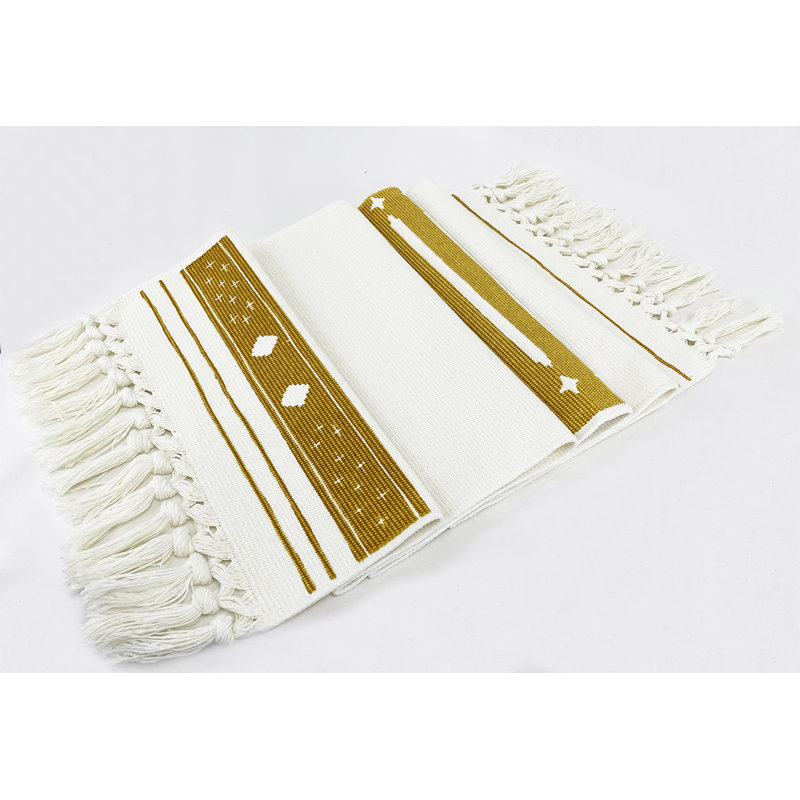 Chemin de table Mishea, 71 po x 14 po