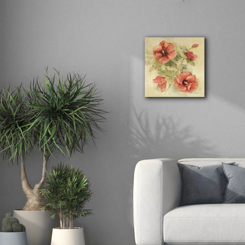 «Soft Hibiscus 2» par Cheri Blum, art mural sur toile, H 18 po x l 18 po x P 0,75 po