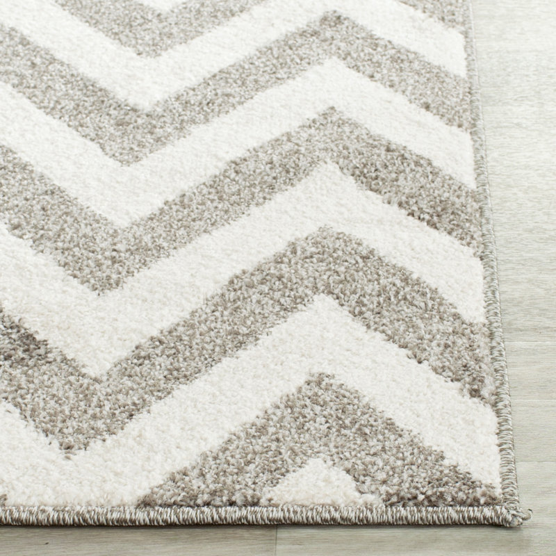 Sharpay Chevron Hand Woven Area Rug, Square 213 cm