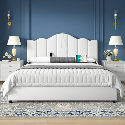 Base de lit moderne tapissier blanche avec tête de lit ajustable, tête de lit réglable, ports de charge USB de type C, structure en bois et en métal sans bruit, support robuste jusqu'à 900 lb, aucun sommier nécessaire