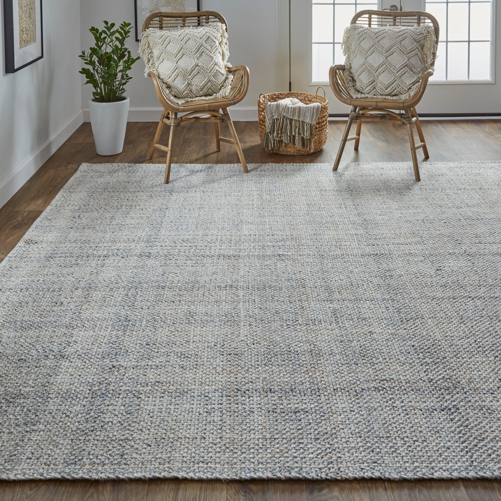 Fleurette Handmade Rug, Rectangle 2' x 3'