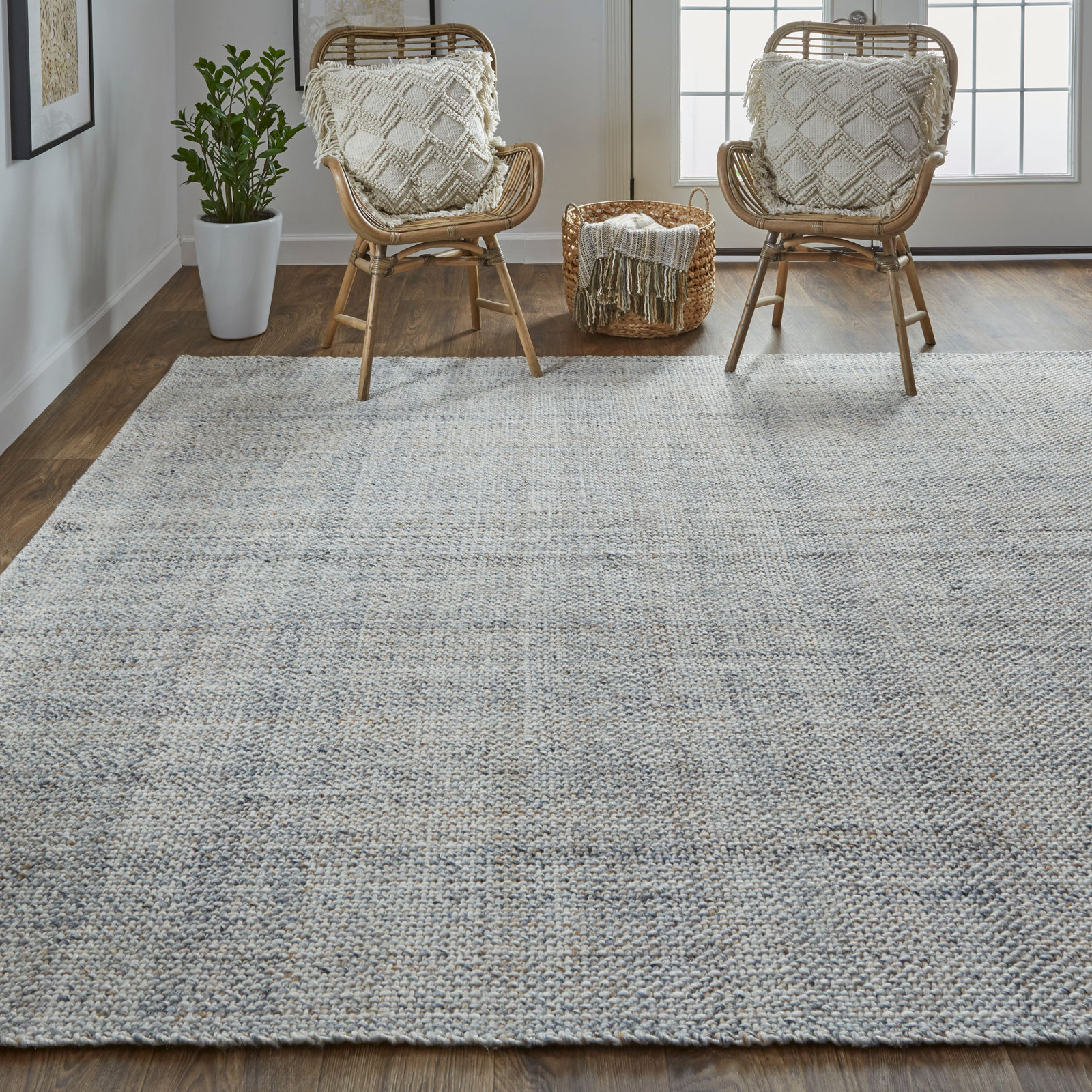 Fleurette Handmade Rug, Rectangle 12' x 15'