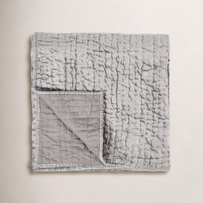 Tasmin Velvet Quilt