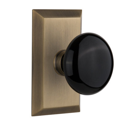 Plaque Studio avec poignée de porte en porcelaine noire