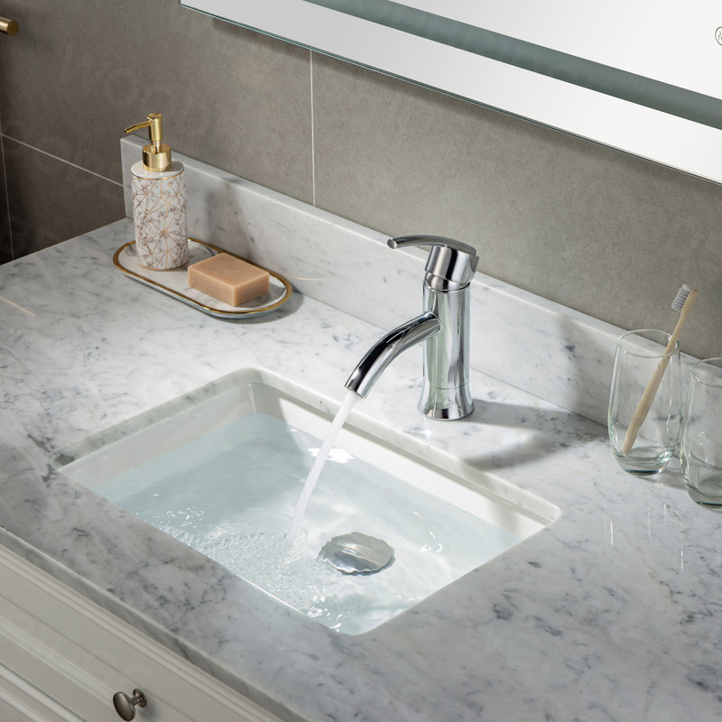Robinet pour salle de bain à un trou, Chrome