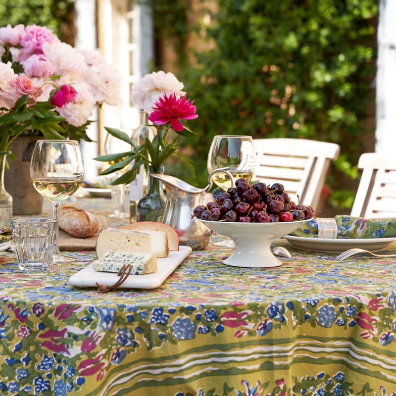 Jardine Tablecloth, 70" Round