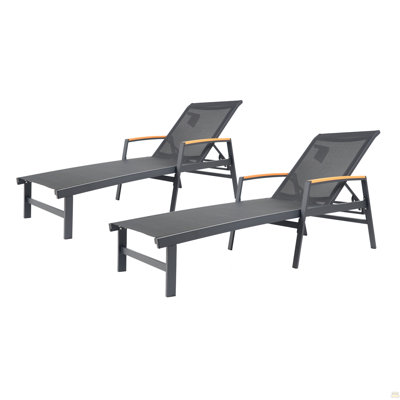 Chaise Lounge