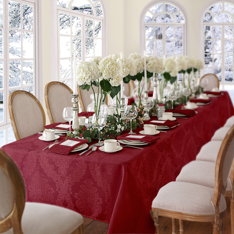 Nappe en jacquard de polyester uni à damas floral Burchfield, L 102 po x l 60 po, Bourgogne