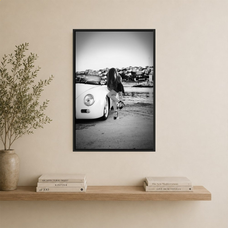 She's All That par CAD Designs - Impression sur toile, 40" H x 28" W, Noir