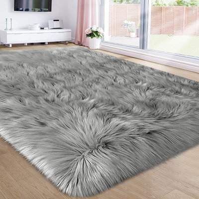 Heustis Faux Sheepskin Indoor Rug