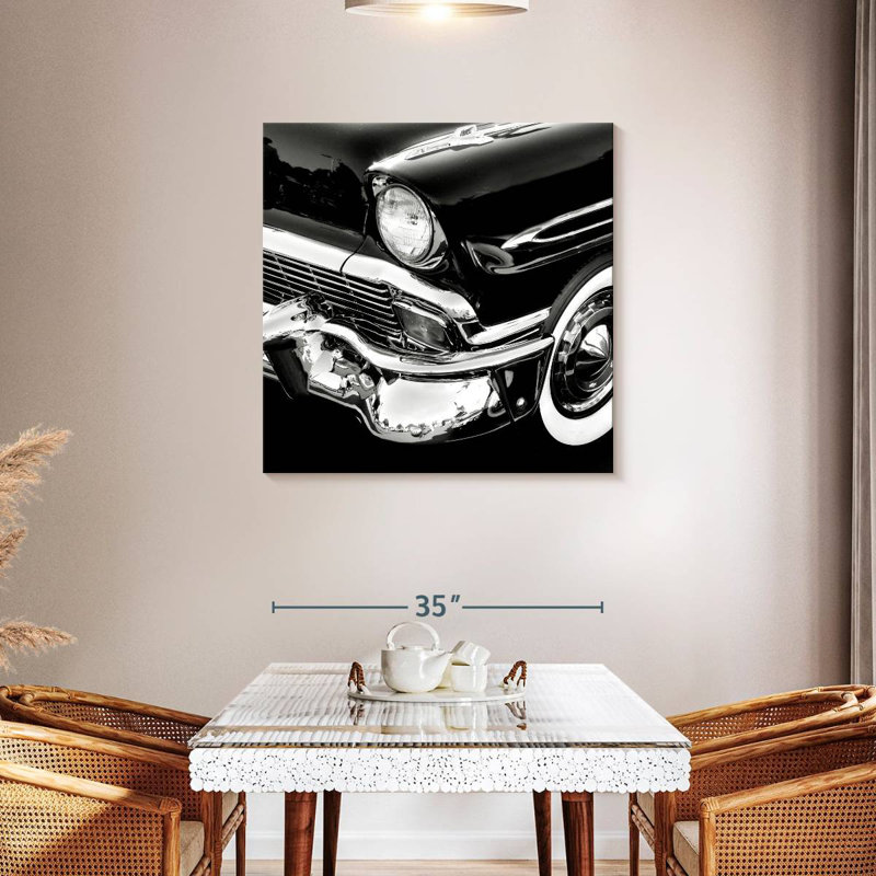 Voiture noire rétro