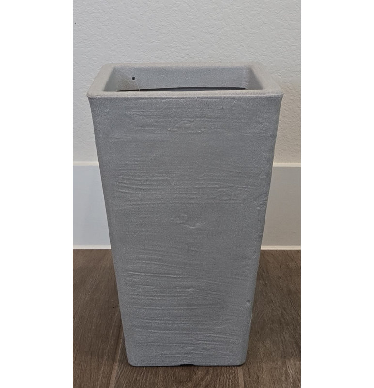 Manhattan moyen, H 22 po x l 14 po x P 14 po, Gris