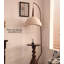 Luminaire en porte-à-faux en fer avec table d'appoint assortie