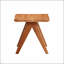 Table de bout décontractée à finition naturelle de style Mid-Century pour une utilisation polyvalente à la maison