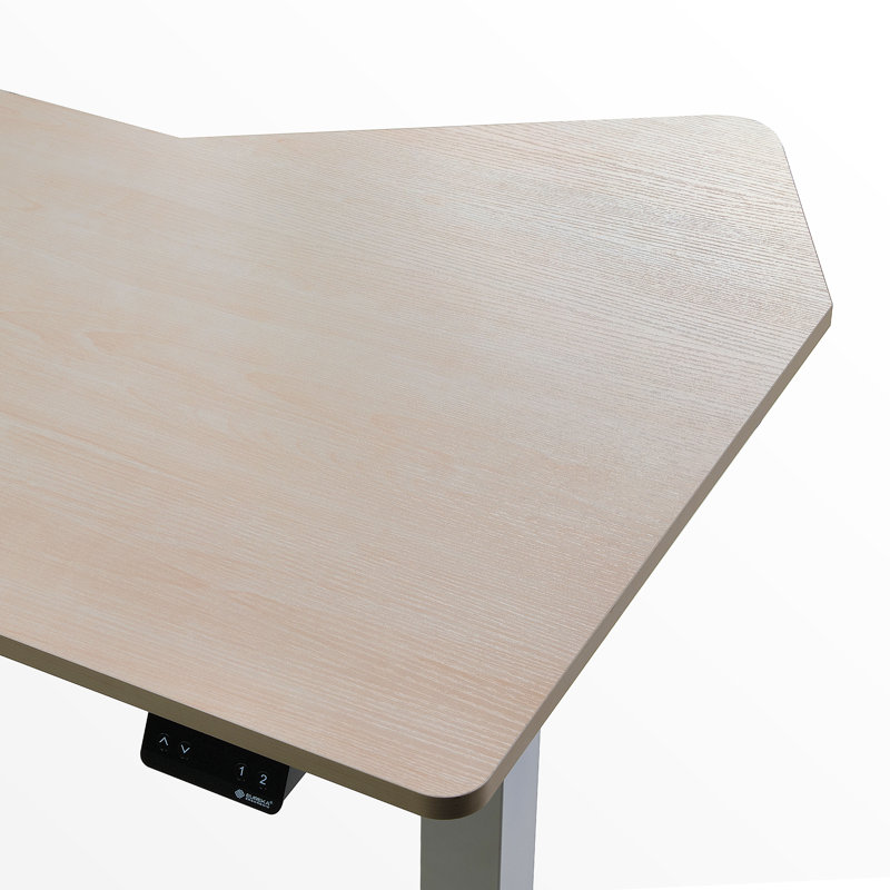 Bureau debout asymétrique réglable en hauteur l 55,59 po Marquavius, Érable / Blanc