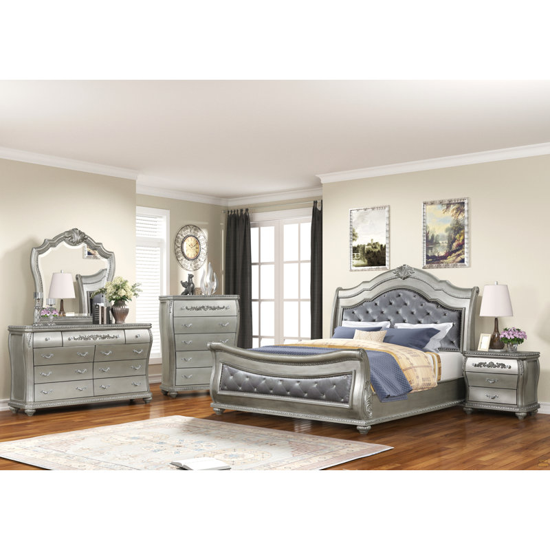 3-Drawer Night Stand With Metal Drawer