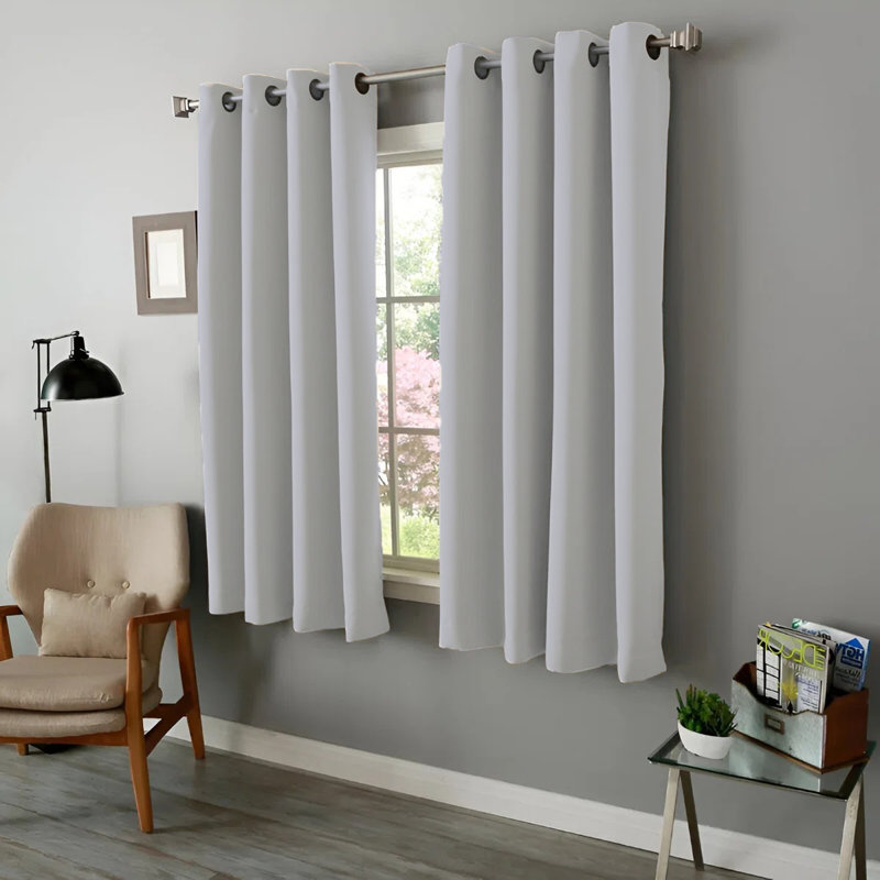 Cariya Small Window Eyelet Blackout Thermal Curtains  – Light Blocking & Energy Efficient, 117cm Width x 137cm Drop