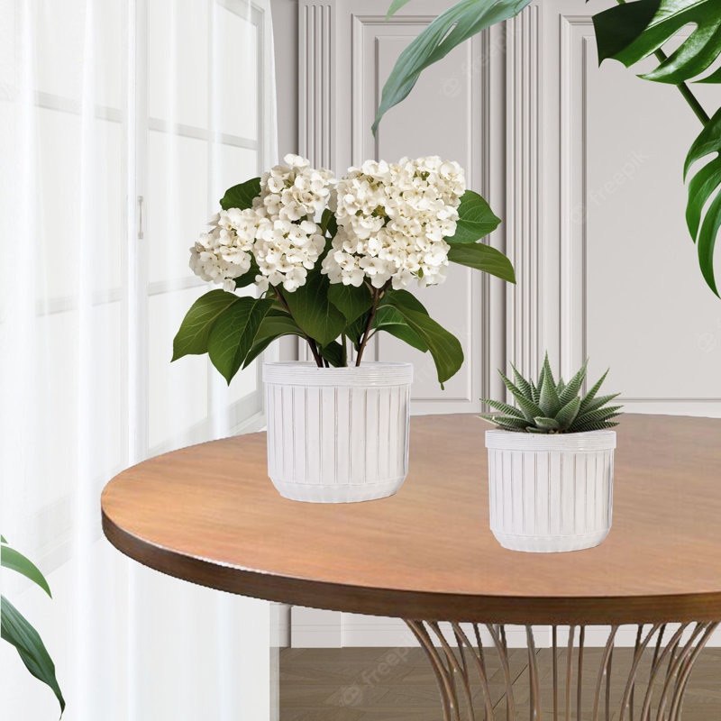 Pot de fleurs en céramique colorée