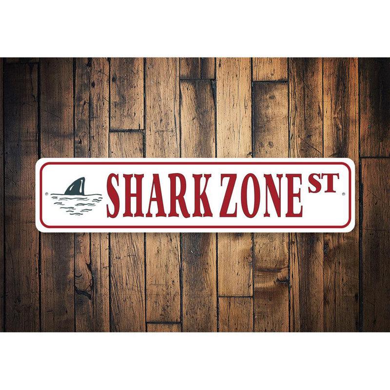 Plaque en aluminium Shark Street, H 4 po x l 18 po x P 0,04 po