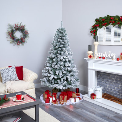 Easy Set-Up Lighted Christmas Tree