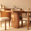 Table de salle à manger Ovelo 96 po en chêne avec double pied central, grande table de cuisine moderne en bois - Brun-134888611