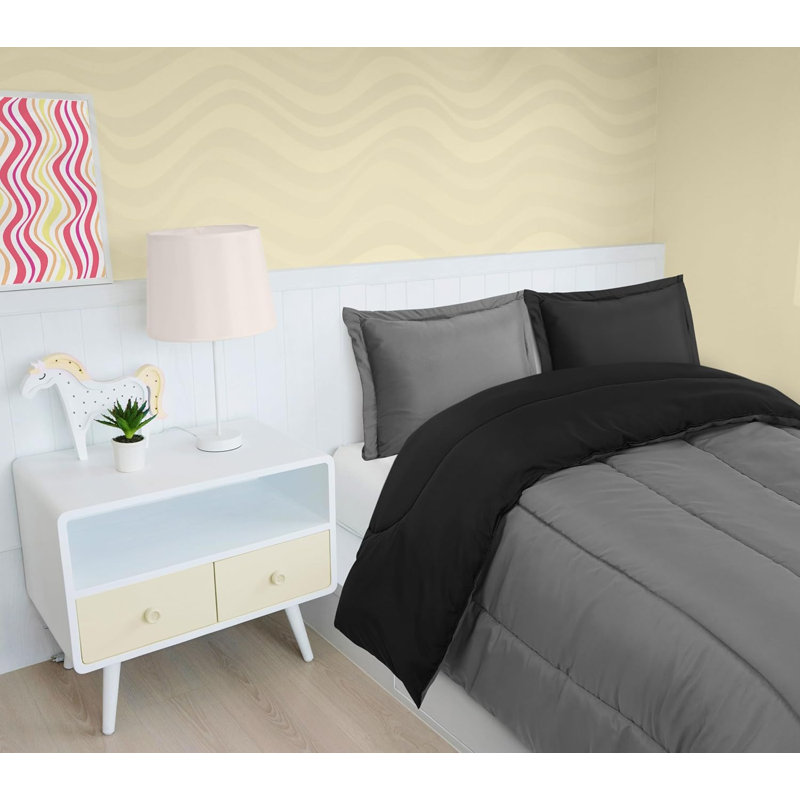 Utopia Bedding Black/Grey Kids Comforter Set with 2 Pillow Shams, 3 Piece Soft Microfiber Twin Bed Comforter with Pillow Shams, Printed Kids Bedding for Boys and Girls, Breathable, Easy Care