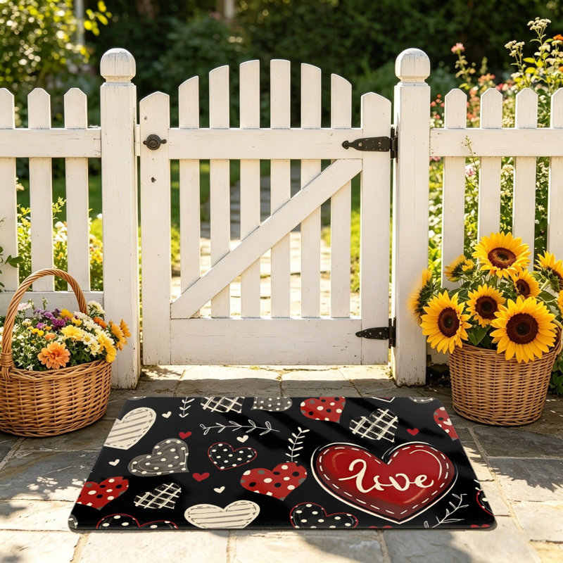 Tapis noir pour porte d'entrée Love Heart