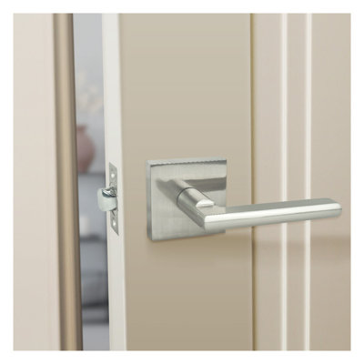 Hulk Leverset, Satin Nickel, Passage