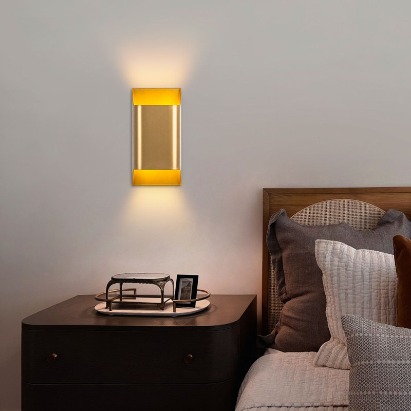Élégante lampe murale dorée, corps en métal, 5,9 x 11,8 x 4,3 pouces | 2 x douille G9, 8 W maximum (ampoule non incluse) | Certifié IP20, parfait pour le salon, la chambre à coucher et le couloir | Solution d'éclairage élégante et moderne