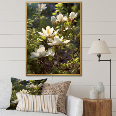 «White Green Magnolias Nature Serenity» sur impression sur toile