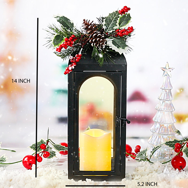 Lanterne de Noël décorative avec bougie sans flamme à DEL et verdure des Fêtes, lanterne en métal noir avec décorations de bougie à DEL, décoration de Noël