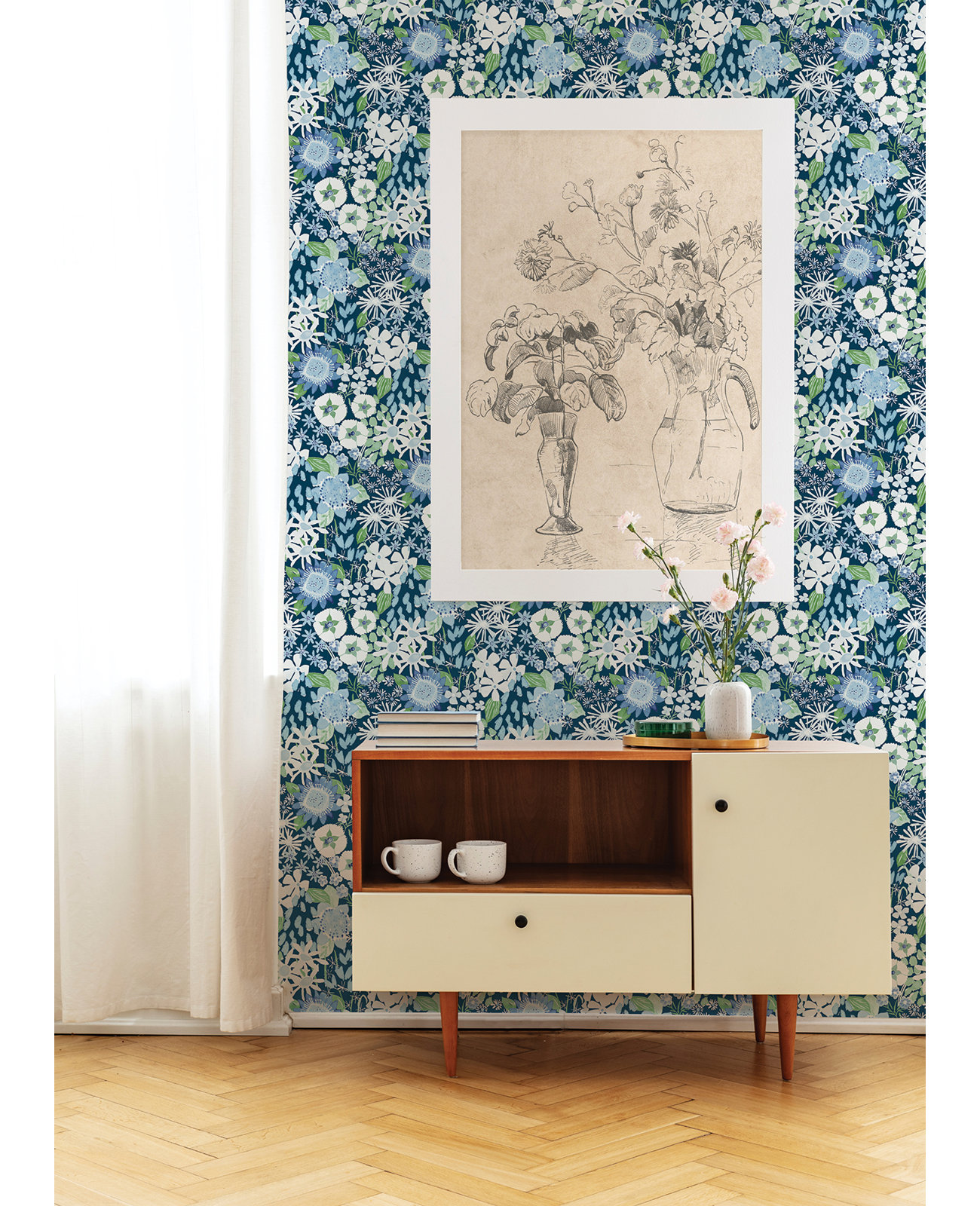 Anika Flowers Wallpaper, Blue