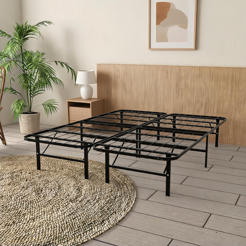 Élégant sommier plateforme très grand californien en acier noir, aucun sommier requis pour les configurations de matelas de chambre à coucher
