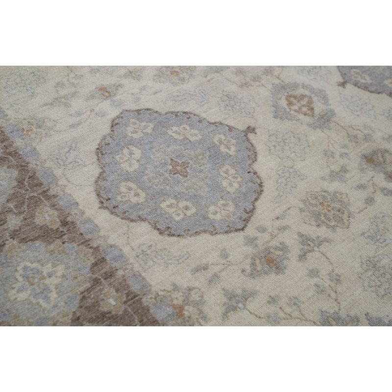 Tapis ivoire et brun noué à la main de haute qualité