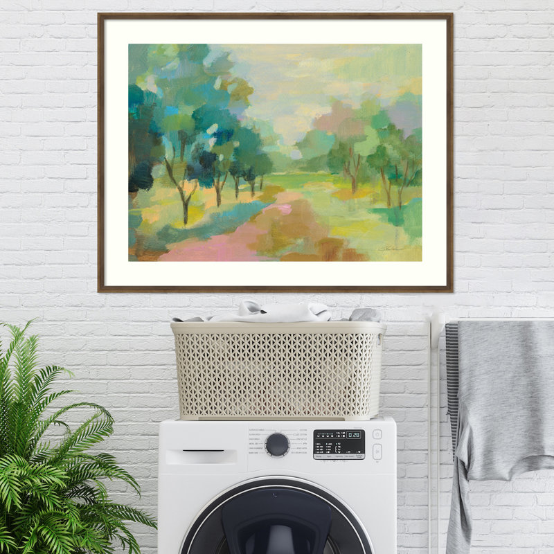 «Sunrise Forest» par Silvia Vassileva, reproduction d'art sur papier encadrée, H 33 po x l 42 po