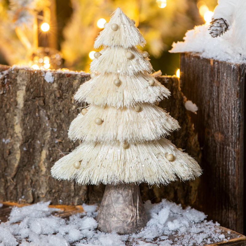 Faux arbre à feuillage persistant sur pied