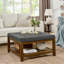Grande table basse rembourrée en lin capitonné avec tablette en bois de hêtre-408961284