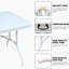 Table pliable portative de 6 pi pour le camping, les pique-niques et les fêtes. Plastique très résistant. Plateau de table lisse et imperméable. Structure triangulaire stable. Trois hauteurs flexibles. Léger, avec poignée de transport.