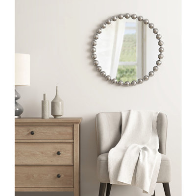 Miroir perlé P 27 po - Cadre en fer argenté avec miroir en verre