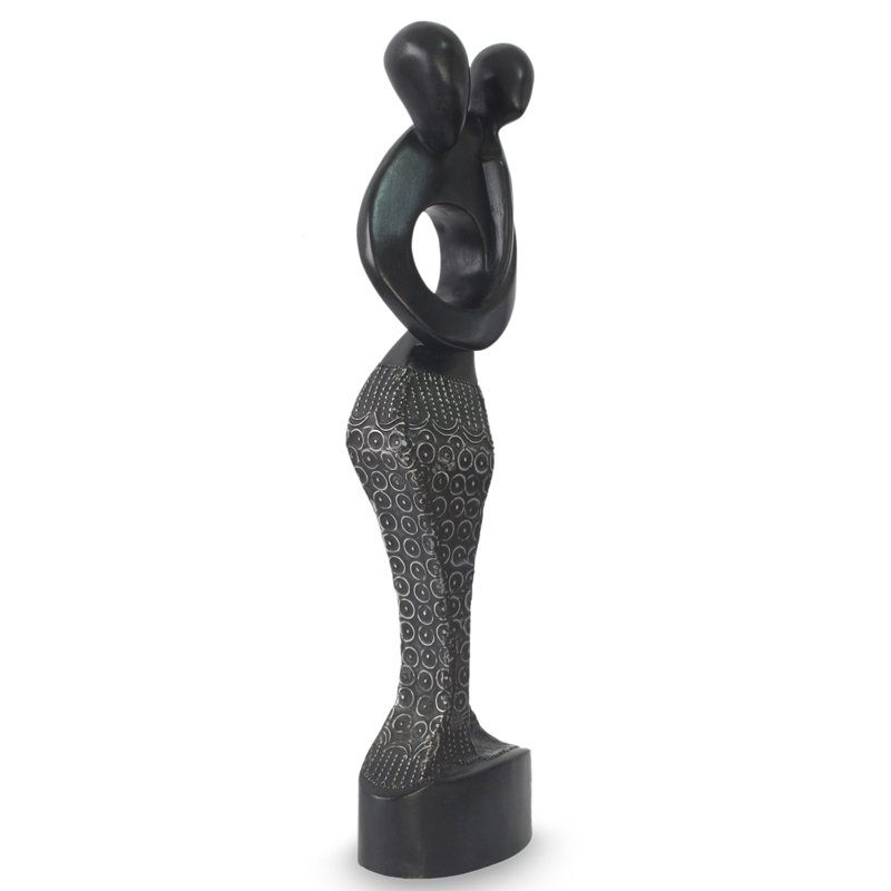 Dilana Figurines & Sculptures