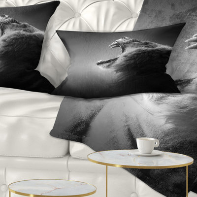 Lion affichant des dents - Coussin décoratif à imprimé animal