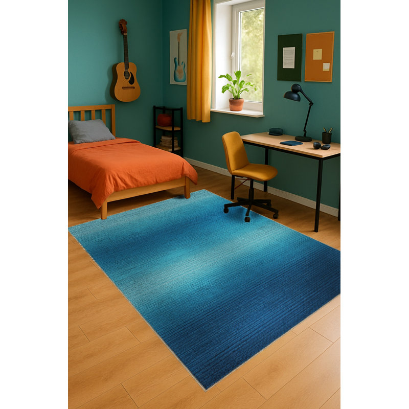 Tapis tissé traditionnel bleu marine Mosso, 3 pi 11 po x 5 pi 11 po